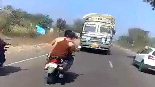 3 కి.మీ ట్రక్కుని రివర్స్ గేర్లో నడిపిన డ్రైవర్.. ఎందుకనుకుంటున్నారా, అయితే ఇది చూడండి