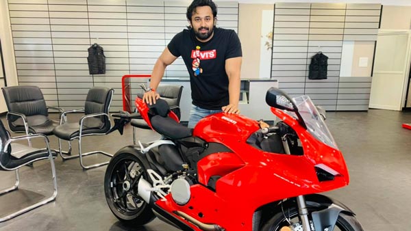 రూ. 24 లక్షలతో బైక్ కొన్న మలయాళీ స్టార్.. ఎవరో చూసారా..!