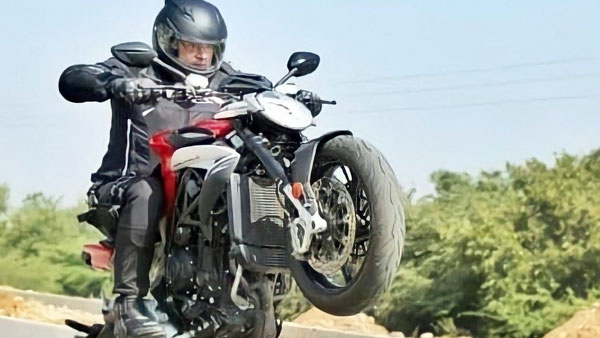 మళ్ళీ లాంగ్ డ్రైవ్లో కనిపించిన అజిత్.. ఈ సారి ఎక్కడికెళ్లాడో తెలుసా