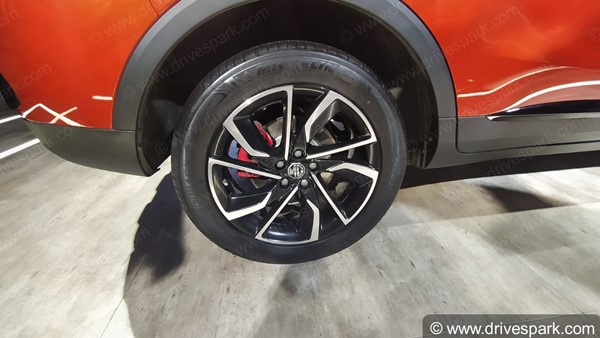 కొత్త పేరుతో రానున్న MG ZS పెట్రోల్ ఎస్యూవీ; మూడో త్రైమాసికంలో విడుదల!