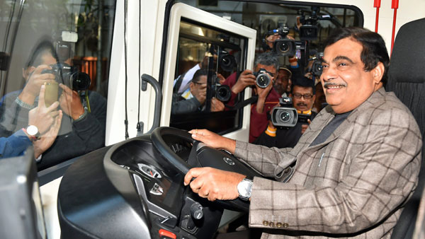 పాత వాహనాలను స్క్రాప్ చేస్తే ఇన్సెంటివ్స్; త్వరలోనే నోటిఫికేషన్