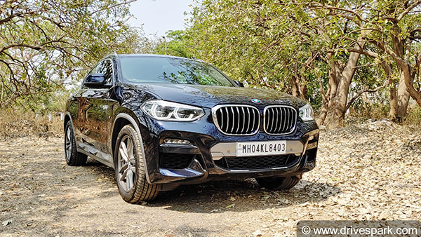 కారు డ్యాష్బోర్డుపై వార్నింగ్ లైట్స్ వచ్చాయా? కంగారుపడకండి, అవేంటో తెలుసుకోండి!