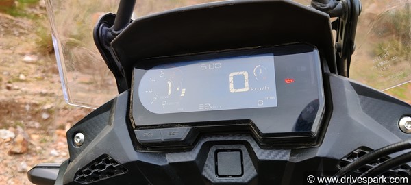 హోండా CB500X ఫస్ట్ రైడ్ రివ్యూ ; ఫీచర్స్, పర్ఫామెన్స్ & పూర్తి వివరాలు