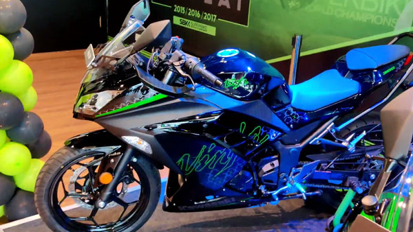 డీలర్ల వద్దకు చేరుకుంటున్న 2021 కవాసకి నింజా 300; త్వరలో డెలివరీలు!