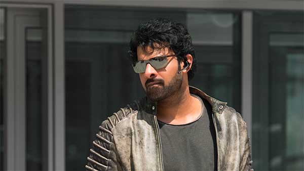 కొత్త లగ్జరీ కార్ కొన్న డార్లింగ్ ప్రభాస్; దీని ధర ఎన్ని కొట్లో తెలుసా?