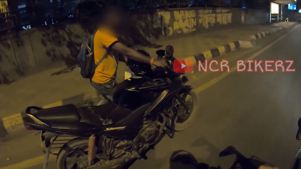 అర్ధరాత్రి స్విగ్గీ డెలివరీ బాయ్కి కెటిఎమ్ బైక్ ఇచ్చిన వ్యక్తి, ఎందుకో తెలుసా?