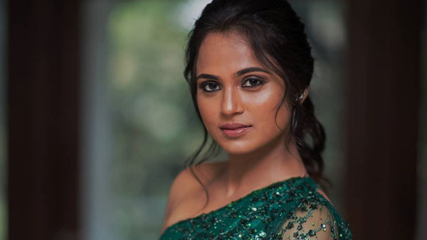 ఒకప్పుడు సిటీబస్సులో ప్రయాణించిన నటి, ఇప్పుడు లగ్జరీ కార్ కొనింది.. ఎవరో తెలుసా?