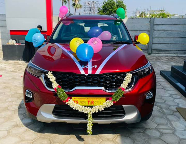 కొత్త 2021 కియా సోనెట్ మరియు కియా సెల్టోస్ డెలివరీలు ప్రారంభం