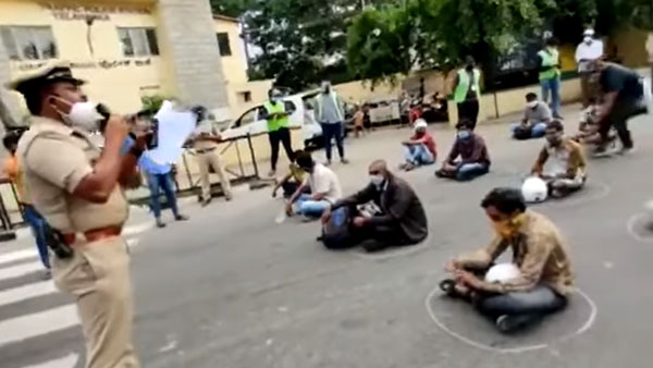 బెంగళూరులో కరోనా ఎఫెక్ట్; లాక్డౌన్లో పట్టుబడ్డ వారికి డిఫరెంట్ పనిష్మెంట్