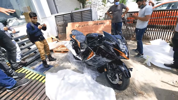 2021 హయాబుసా డీలర్షిప్కి వచ్చేసిందోచ్.. ఇక డెలివరీ త్వరలోనే