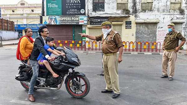 లాక్డౌన్ రూల్స్ గాలికొదిలేసిన ముఖ్యమంత్రి కొడుకు.. ఎవరో తెలుసా..?