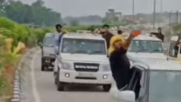రాజకీయ నాయకుని చర్యపై చిర్రెత్తిన పోలీసులు.. ఏం చేశారో చూసారా..!