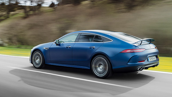2022 AMG GT 4-డోర్ కూపే ఫేస్లిఫ్ట్ ఆవిష్కరించిన మెర్సిడెస్ బెంజ్; వివరాలు