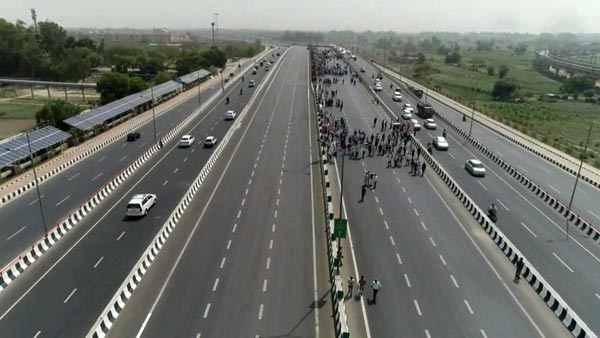 రోడ్డు ప్రమాదాల సంఖ్య 2024 నాటికి 50% తగ్గుతుంది; నితిన్ గడ్కరీ