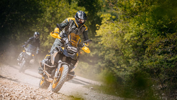 భారత్లో విడుదలైన BMW R 1250 GS & R 1250 GS అడ్వెంచర్ బైక్స్; ధర & వివరాలు
