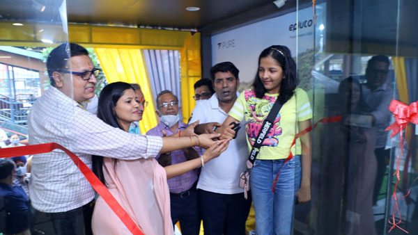 ఢిల్లీలో స్టోర్ ప్రారంభించిన హైదరాబాద్ బేస్డ్ కంపెనీ; పూర్తి వివరాలు