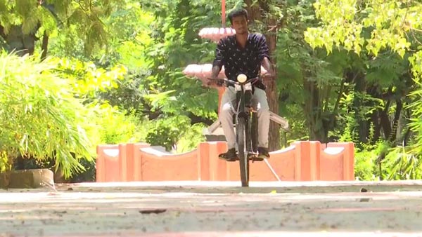 సోలార్తో నడిచే ఎలక్ట్రిక్ సైకిల్, తయారుచేసింది ఓ స్టూడెంట్
