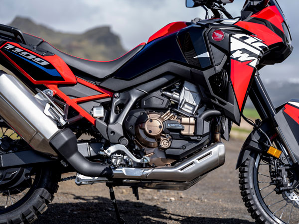 కొత్త 2022 Honda Africa Twin అడ్వెంచర్ మోటార్సైకిళ్ల ఆవిష్కరణ