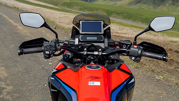 కొత్త 2022 Honda Africa Twin అడ్వెంచర్ మోటార్సైకిళ్ల ఆవిష్కరణ