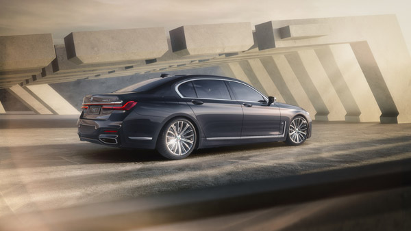 భారత్లో విడుదలైన BMW 740LI M స్పోర్ట్ ఇండివిజువల్ ఎడిషన్; వివరాలు