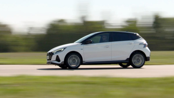 భారత్లో ఆవిష్కరించబడిన కొత్త Hyundai i20 N Line; డిజైన్, ఫీచర్స్ & వివరాలు