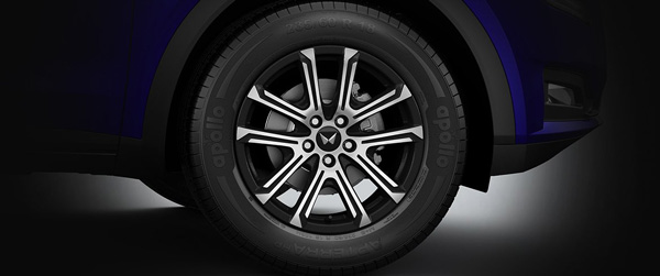 Mahindra XUV700 క్రాష్ అయితే ఎలా ఉంటుందో చూశారా..?