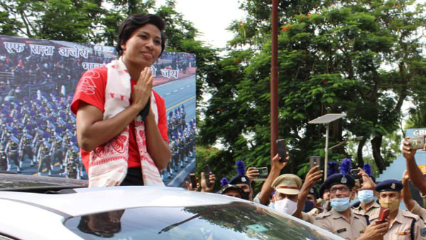Lovlina Borgohain కు గిఫ్ట్గా కొత్త Renault Kiger