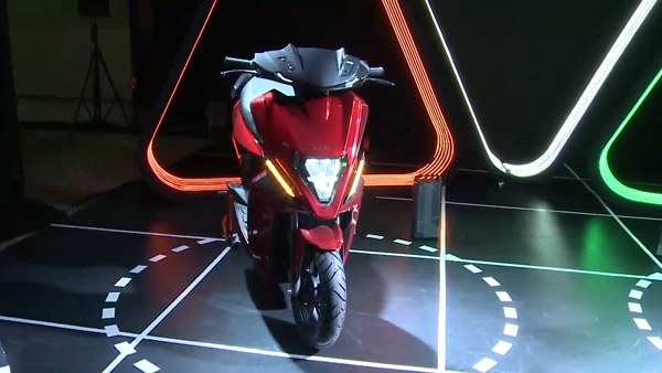 Simple One Electric Scooter క్రేజ్ మామూలుగా లేదు; అప్పుడే 30,000 దాటిన బుకింగ్స్
