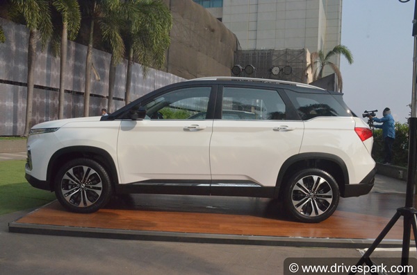 MG Hector వేరియంట్లలో మార్పులు; సూపర్ ట్రిమ్ డిస్కంటిన్యూ - డీటేల్స్
