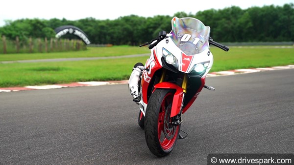 బైక్ రేసింగ్లో రారాజు.. '2021 Apache RR310' రివ్యూ; పర్ఫామెన్స్ అదుర్స్