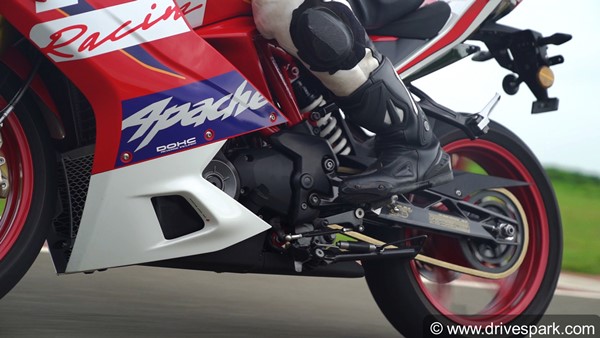 బైక్ రేసింగ్లో రారాజు.. '2021 Apache RR310' రివ్యూ; పర్ఫామెన్స్ అదుర్స్