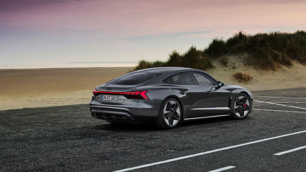 భారత్లో విడుదలైన Audi e-Tron GT మరియు RS e-Tron GT; ధర & వివరాలు