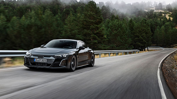 భారత్లో విడుదలైన Audi e-Tron GT మరియు RS e-Tron GT; ధర & వివరాలు