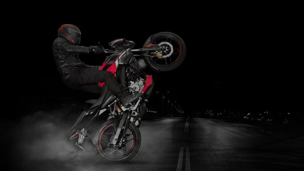 Bajaj Pulsar బైక్స్పై రూ.4,000 డిస్కౌంట్, త్వరపడండి!