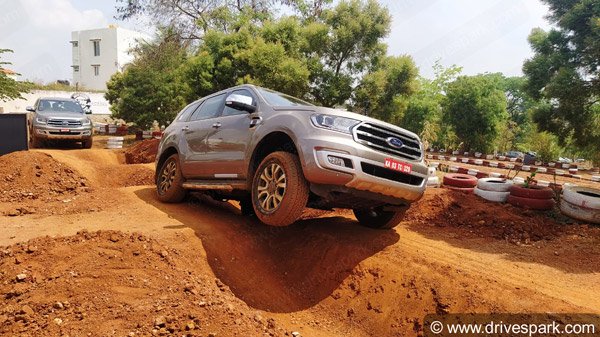 డీలర్షిప్లను తగ్గించనున్న Ford India; స్టాక్ క్లియరెన్స్ సేల్, భారీ డిస్కౌంట్స్..