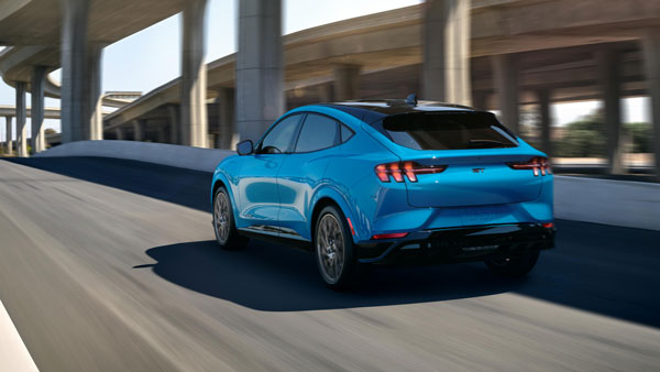 భారత్కు రానున్న Ford Mustang Mach-e ఎలక్ట్రిక్ కారు: టాప్ 5 డీటేల్స్