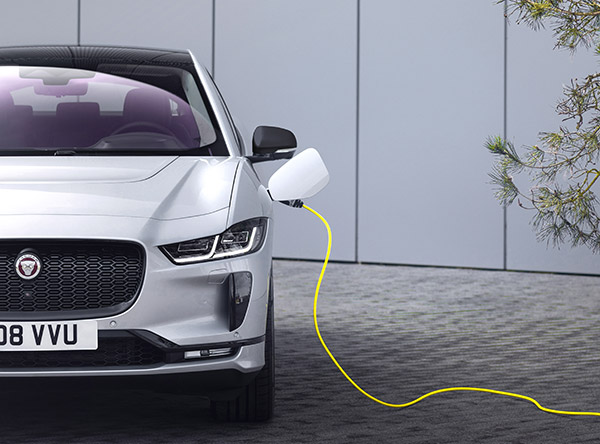 I-Pace Black బుకింగ్స్ ప్రారంభించిన Jaguar: వివరాలు