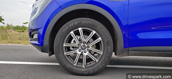 Mahindra Javelin దూసుకొస్తోంది.. పక్కకు జరగండి..
