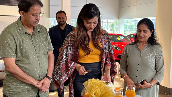 ఖరీదైన లగ్జరీ కారు కొన్న యమదొంగ బ్యూటీ.. దీని ధర అక్షరాలా..