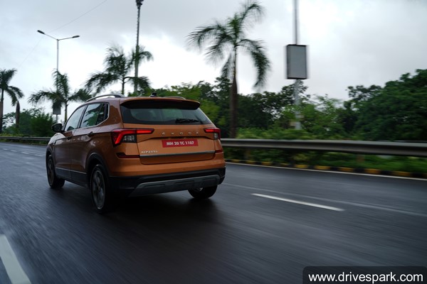Skoda Kushaq 1.5 లీటర్ టిఎస్ఐ ఆటోమేటిక్ వేరియంట్లో అదనపు సేఫ్టీ ఫీచర్స్!