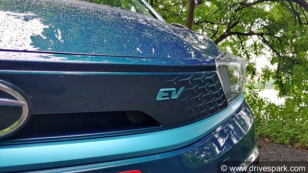 2021 Tata Tigor EV రివ్యూ; ఫీచర్స్, ఫెర్ఫామెన్స్ & ఫుల్ డీటైల్స్