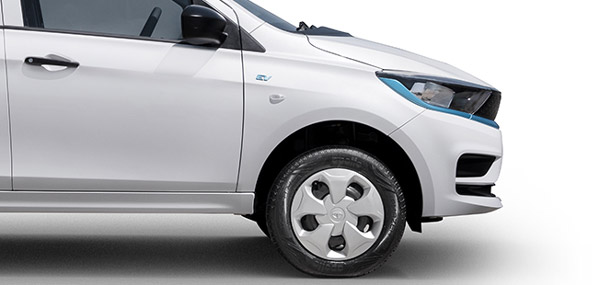 మార్కెట్లో Tata XPRES-T EV ఎలక్ట్రిక్ కారు విడుదల.. కానీ ఇది వారికి మాత్రమే..