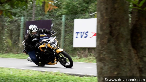 కొత్త TVS Raider రివ్యూ.. డిజైన్, ఫీచర్స్ & మరిన్ని వివరాలు