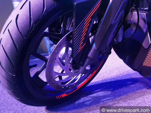 రయ్ని దూసుకుంటూ వస్తున్న Ultraviolette F77.. ఇండియా లాంచ్ ఎప్పుండంటే..