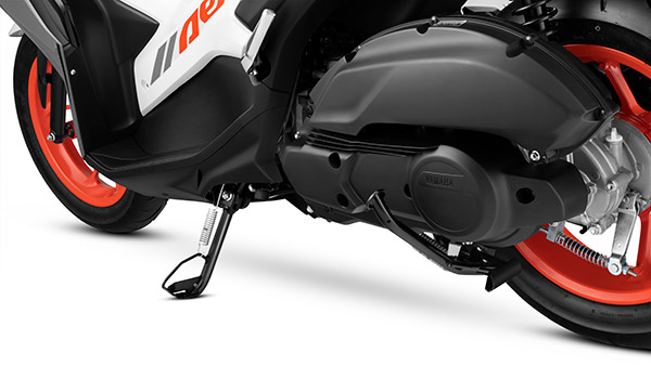 భారత్లో Yamaha Aerox 155 మాక్సీ స్కూటర్ విడుదల; ధరెంతో తెలుసా..?