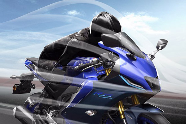 Yamaha R15M వర్సెస్ Yamaha R15 V4.0: ఈ రెండింటిలో తేడాలు ఏంటి?