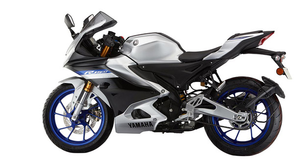 దేశీయ మార్కెట్లో కొత్త 2021 Yamaha R15 V4 మరియు R15M బైక్స్ విడుదల: ధరలు, ఫీచర్లు