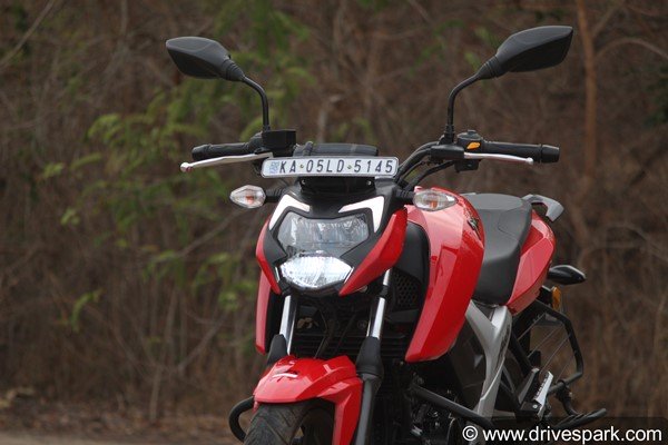 TVS బైక్స్పై డిస్కౌంట్ల వర్షం.. పండుగ సీజన్లో రూ. 8,000 వరకూ ఆదా!