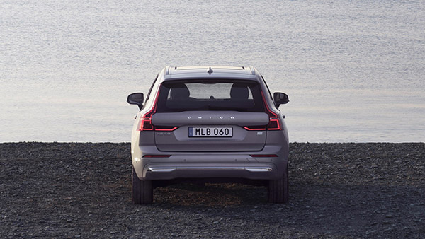 Volvo XC60 మైల్డ్-హైబ్రిడ్ టీజర్: త్వరలోనే భారత మార్కెట్లో విడుదల