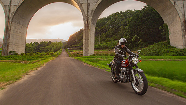 మరిన్ని లేటెస్ట్ అప్డేట్స్తో రానున్న 2022 Kawasaki W800